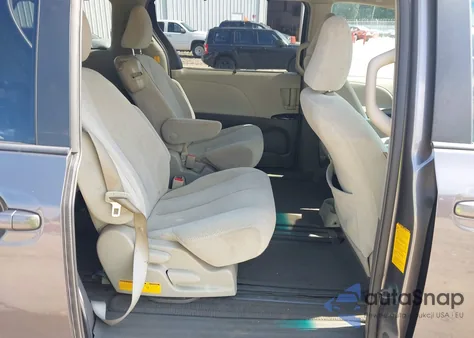 2011 Toyota Sienna Le V6 from USA, damaged, VIN 5TDKK3DC0BS112256